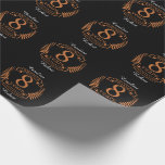 Papel De Presente Oitavo aniversário de casamento do Bronze, 8 anos<br><div class="desc">Uma design para celebrar 8 anos de casamento. Este design tem um design de louros de bronze (bronze) em fundo preto. Bronze é o presente tradicional para esta ocasião, nos EUA. O texto diz que BRONZE comemora 8 anos. Uma design romântica para comemorar seu oitavo ano de casamento. Se você...</div>
