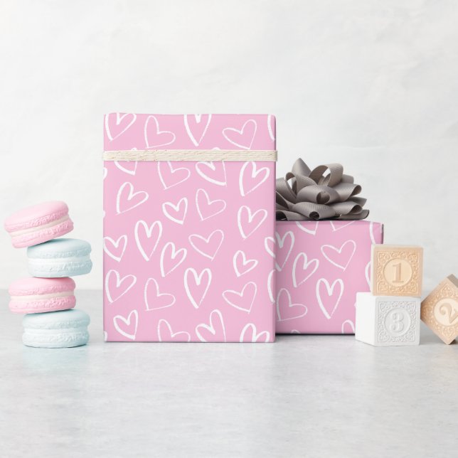 Papel De Presente Padrão cardíaco branco-rosa-bebê (Chá de bebê)