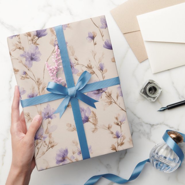 Papel De Presente Padrão de Aquarela Flor de Lavanda Bege Clássico (Presentear)
