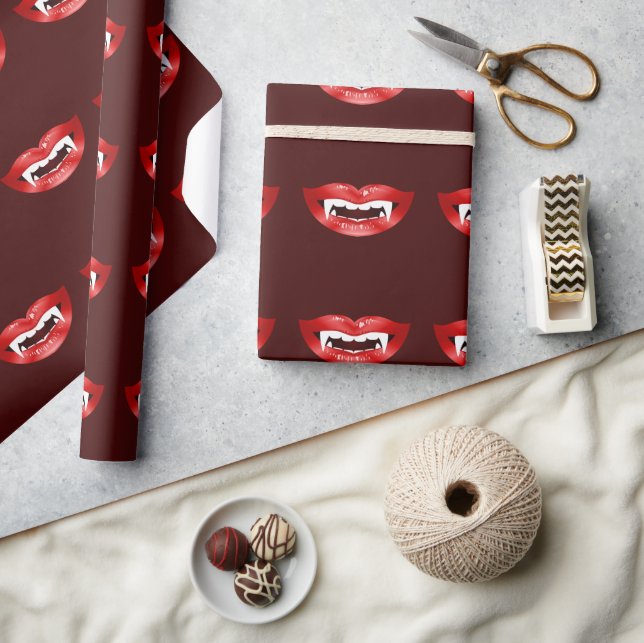 Papel De Presente Padrão de Bocarras de Vampiros no Vermelho Borgonh (Artesanato)