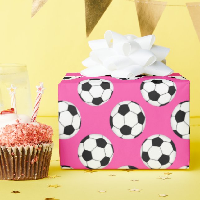 Papel De Presente Padrão de Bola de Futebol Rosa (Festa de aniversário)