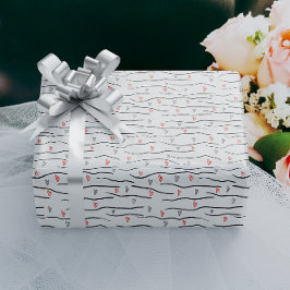 Papel De Presente Padrão de Corações e Strippes de Cinza Vermelha na