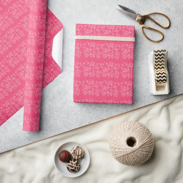 Papel De Presente Padrão de Flores Brancas Lindas em Rosa (Artesanato)