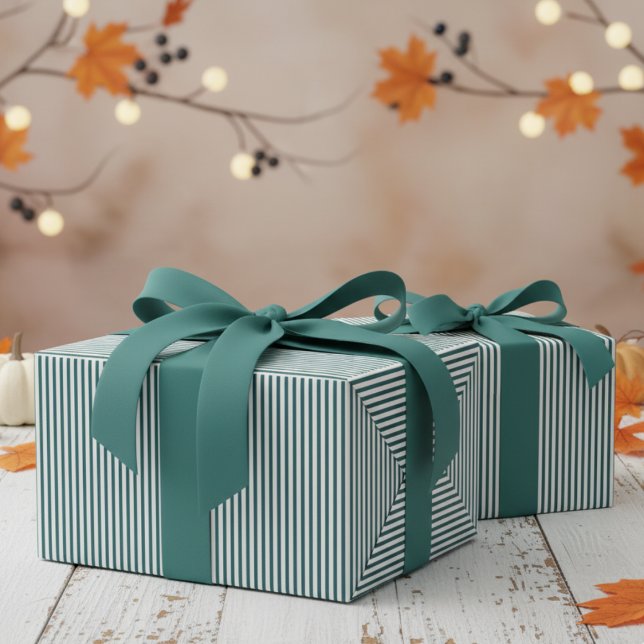 Papel De Presente Padrão de Stripes Teal e Branca (Modern & Classic Teal Green Wrapping Paper. Trendy Teal Green Blue & White Chic Stripes Pattern)