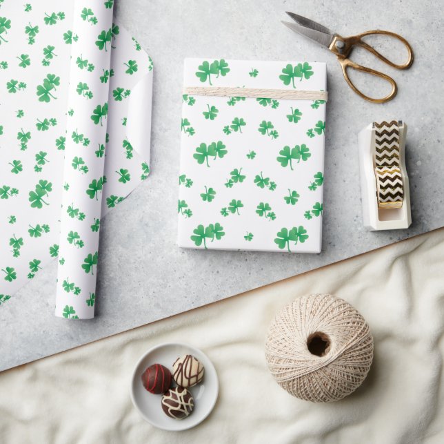 Papel De Presente Padrão de Trevo Irlandês Verde Gradiente (Artesanato)