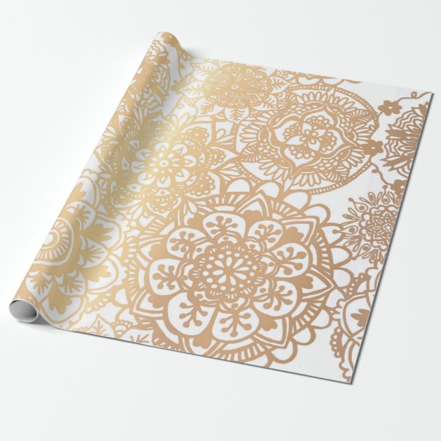 Papel De Presente Padrão Elegante de Mandala Dourada e Branca (Desenrolado)