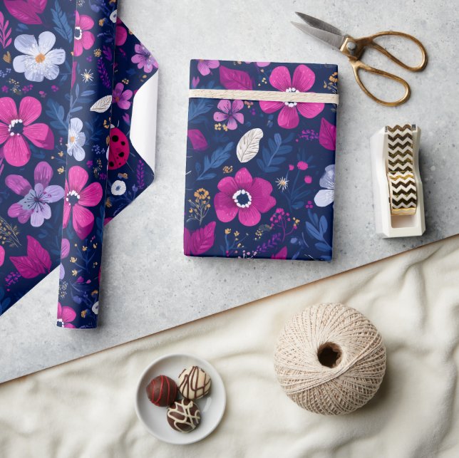 Papel De Presente Padrão Floral de Joaninha (Artesanato)
