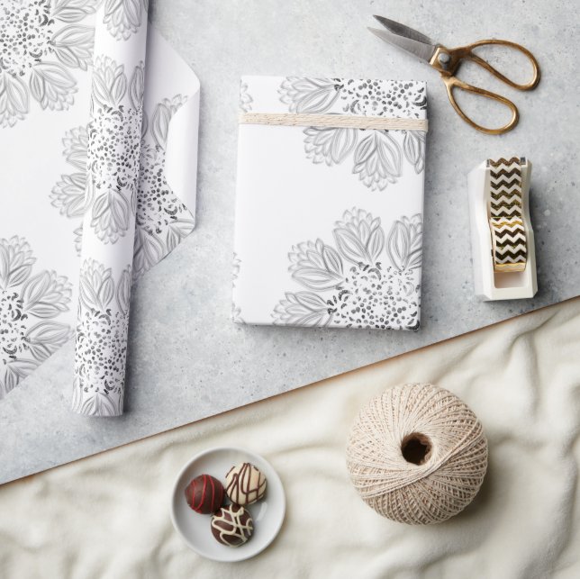 Papel De Presente Padrão Floral Elegante de Mandala Preto e Branco (Artesanato)