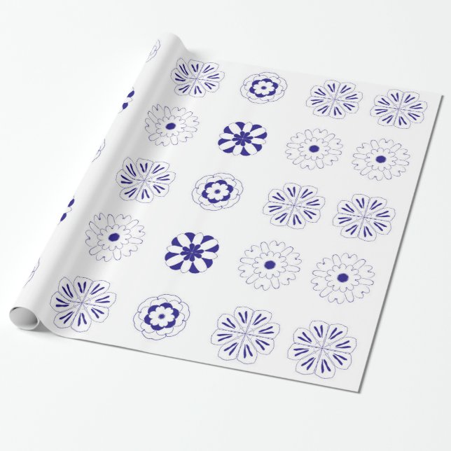 Papel De Presente Padrão foliar de flores azuis (Desenrolado)