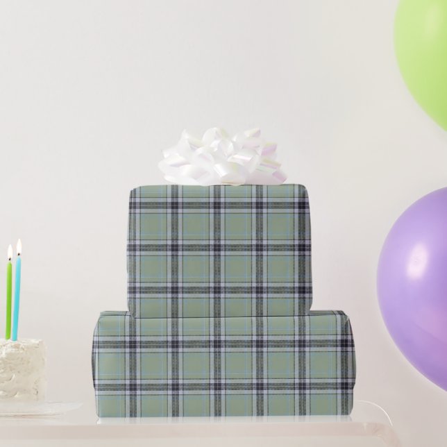 Papel De Presente Padrão Xadrez Escocês Clássico em Verde Sálvia, Az (Presentes para festas)