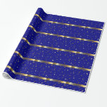 Papel De Presente Papel de envolvimento Dourado azul de Chanukah<br><div class="desc">Este papel de envolvimento lustroso do presente tem mini estrelas douradas e uma listra dourada com a expressão: "Chanukah" em um fundo azul da meia-noite. Este papel de envolvimento é um artigo elegante original para seus presentes assim como um excelente atual a alguém especial.</div>