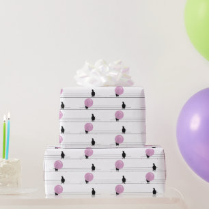 Papel De Presente Pássaros bonitos e engraçados em um padrão de fio