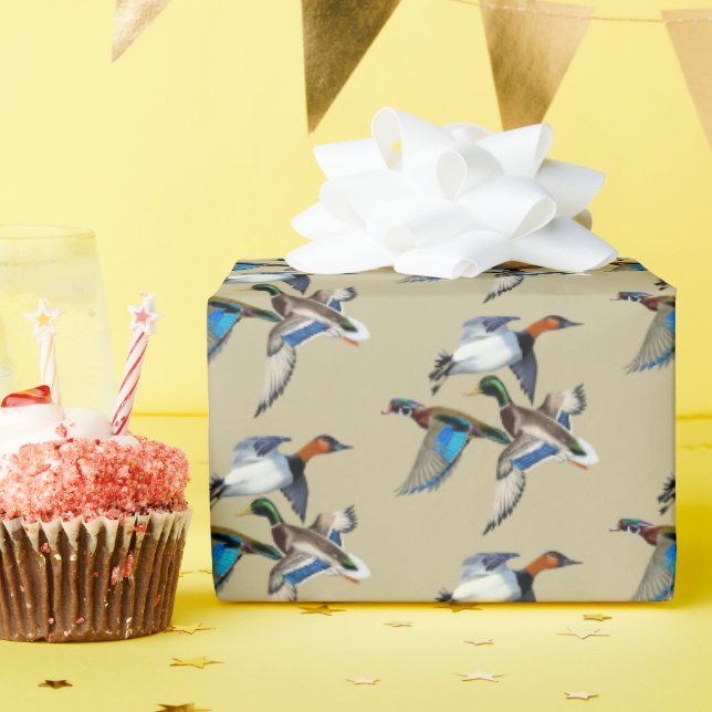 Papel De Presente Patos Canvasback, Mallard e Wood em Voo (Festa de aniversário)