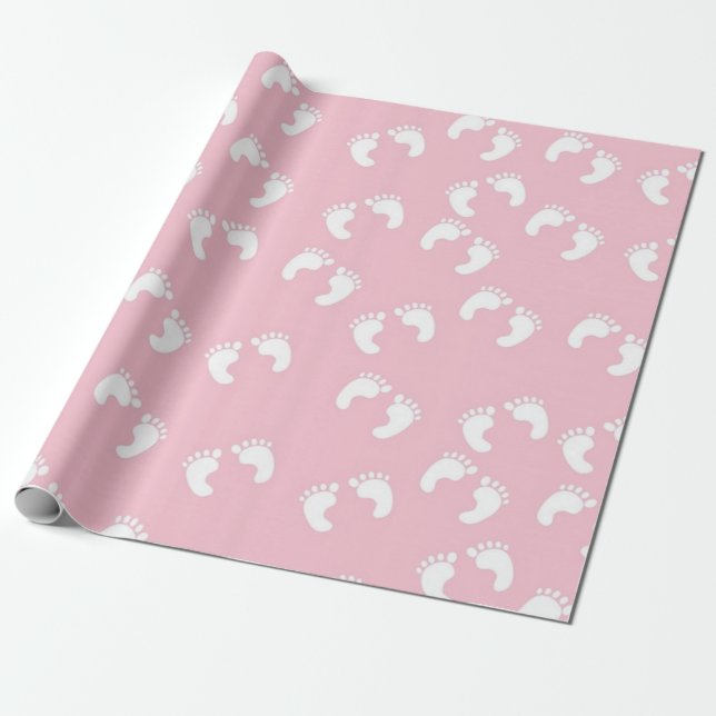 Papel De Presente Pegadas de Bebê em um Fundo Rosa (Desenrolado)