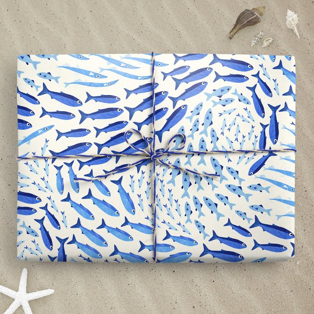 Papel De Presente Peixes Azuis Nadando no Oceano - Claro (Blue Swimming Ocean Fish - Light wrapping paper gift mockup)