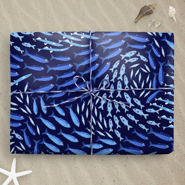 Papel De Presente Peixes do Oceano Azul Nadando - Escuro (Blue Swimming Ocean Fish - Dark wrapping paper gift mockup)