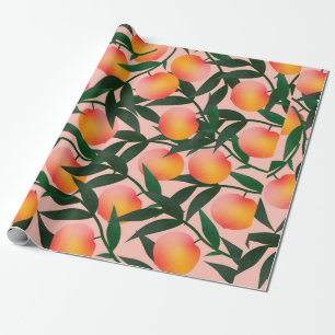 Papel De Presente Pêssego em fundo rosa. Fruta puxada pela mão
