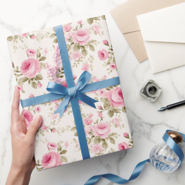 Papel De Presente Pétalas Rosadas Brilham (Presentear)