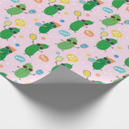 Papel De Presente Picles Cute tocando Pickleball em rosas claro