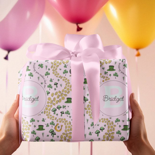 Papel De Presente Pink Cute n' Curvy Shamrocks Nome Rapariga St Patr (How adorable is this??!! St Patricks Day Custom Wrapping Paper for all Girls and Baby occasions :)))