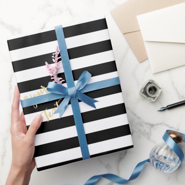 Papel De Presente Presente Moderno de Texto Dourado Elegante com Lis (Presentear)