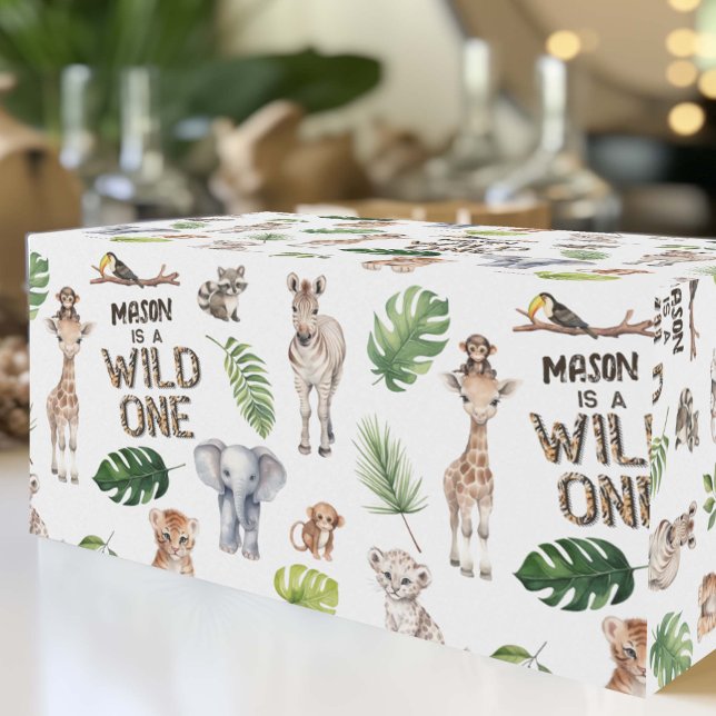 Papel De Presente Primeiro aniversario Selvagem Safari Baby Boy (WIld one wrapping paper for boy 1st birthday.)