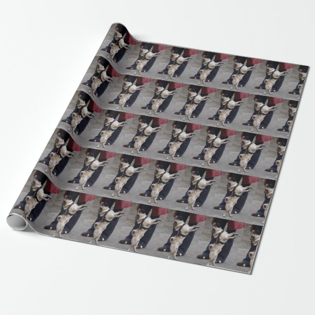 Papel De Presente Pug Fora de Controle (Desenrolado)