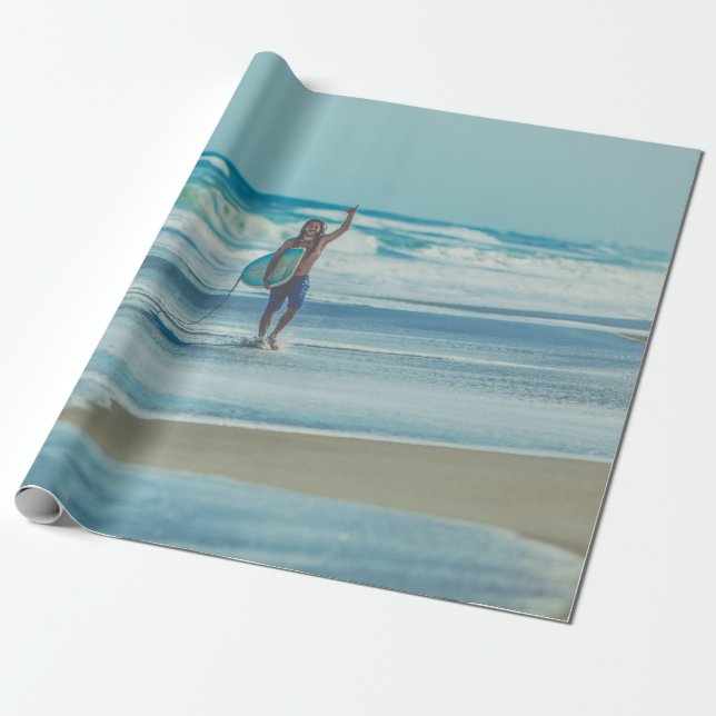 Papel De Presente Quadro de carregando na praia (Desenrolado)