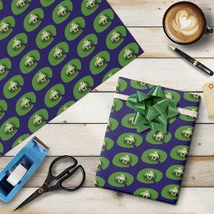 Papel De Presente Rã Verde Americana sobre Folha de Nenúfar