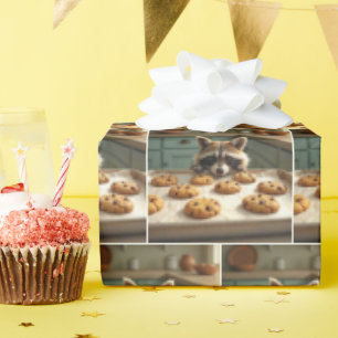 Papel De Presente Raccoon Olhando Cookies De Chip De Chocolate