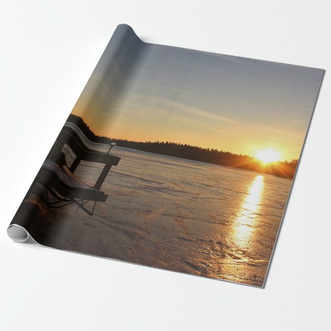 Papel De Presente Reflexão congelada (Desenrolado)