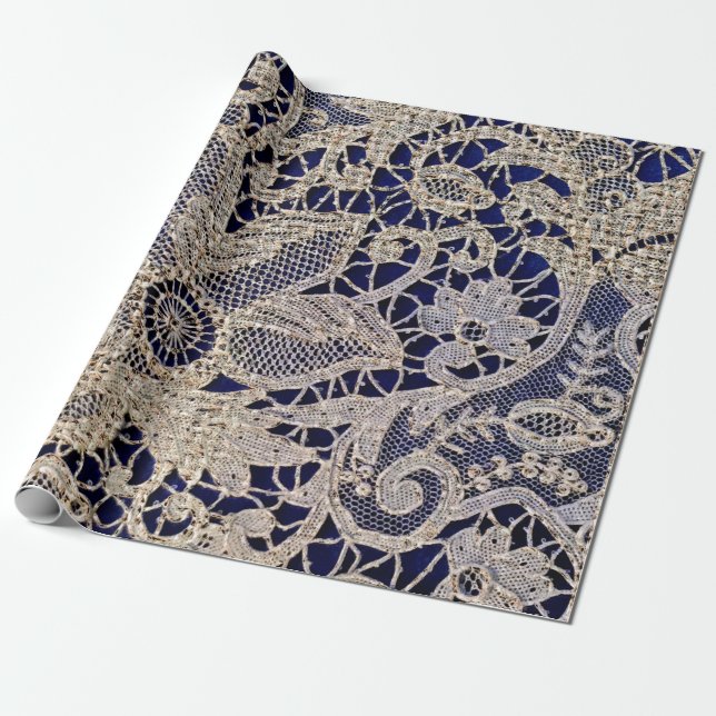 Papel De Presente Renda Vintage Bege Sobre Azul Naval (Desenrolado)