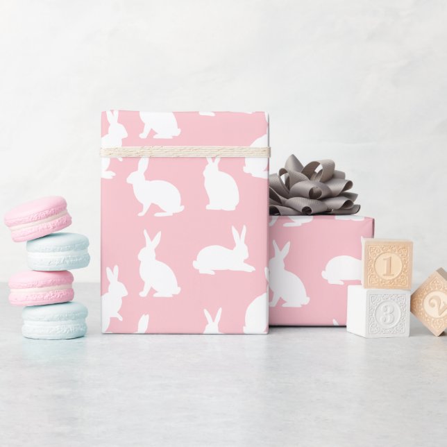 Papel De Presente Rosa Bege com Padrão de Coelho Branco Adorável Pás (Chá de bebê)