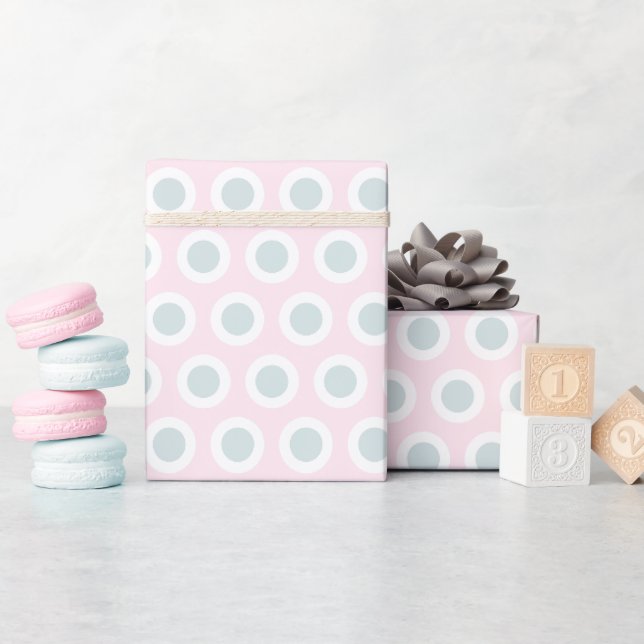 Papel De Presente Rosa claro pontos polka azul cinza claro branco (Chá de bebê)