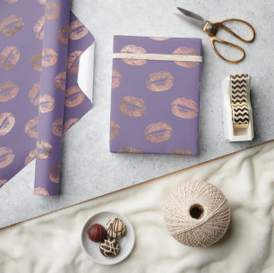 Papel De Presente Rosa Dourado Glamouroso com Folha e Lábios Lavanda
