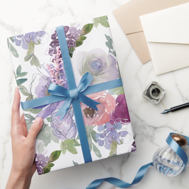 Papel De Presente Rosas roxas cor-de-rosa Fundo branco (Presentear)