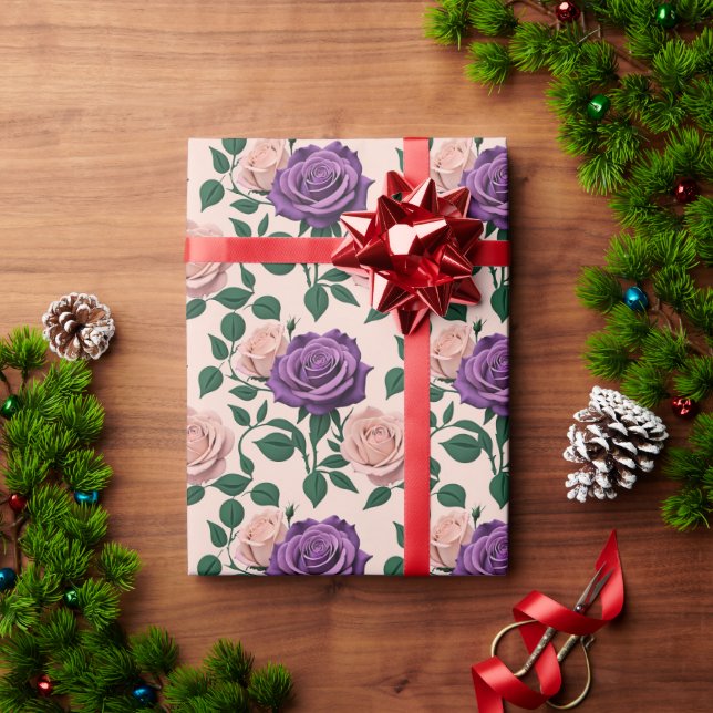 Papel De Presente Rosas Roxas Estilizadas Com Acentos Verdes (Presente de Natal)