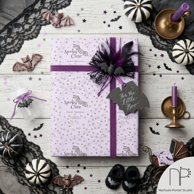 Papel De Presente Roxo Batty, Estrelas & Luas Fofo Assustador (Spooky Cute wrapping paper, hand-drawn ink art, purple background, festive birthday gift wrap)