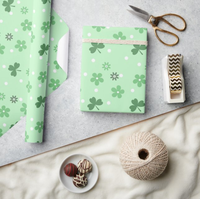 Papel De Presente Ruas bonitas, o Presente Floral de Shamrock Verde  (Artesanato)