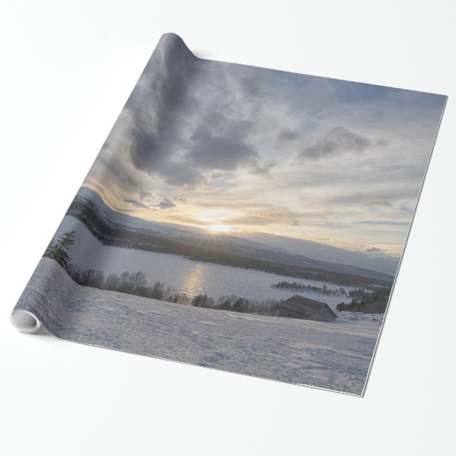 Papel De Presente Sol sobre lago congelado (Desenrolado)