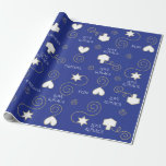 Papel De Presente Sonhos e Corações de Giftwrap Personalizados 2<br><div class="desc">Papel personalizado "Dreidels & Hearts 2" Blue e gold Chanukah/Hanukkah. O Vamos começa a festa Chanucá com nosso novo presente personalizado para vestir seus presentes Chanukah:) Exclua texto, "Amor e PEACE" e outro texto e adicione seu próprio texto em qualquer lugar do papel de embrulho. Use seu estilo de fonte,...</div>