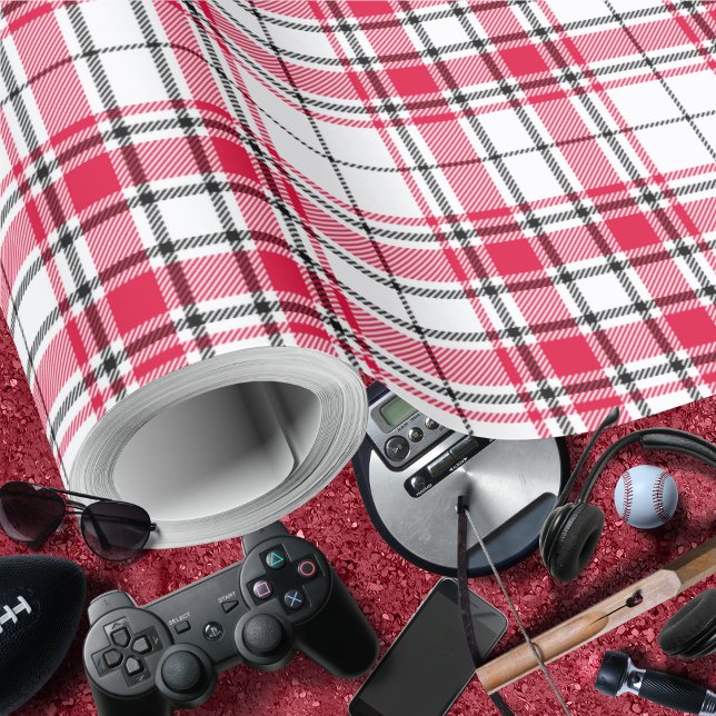 Papel De Presente Tartan - Branco-Vermelho-Preto (Tartan - White-Red-Black Wrapping Paper by Leapfroglisics Shop)