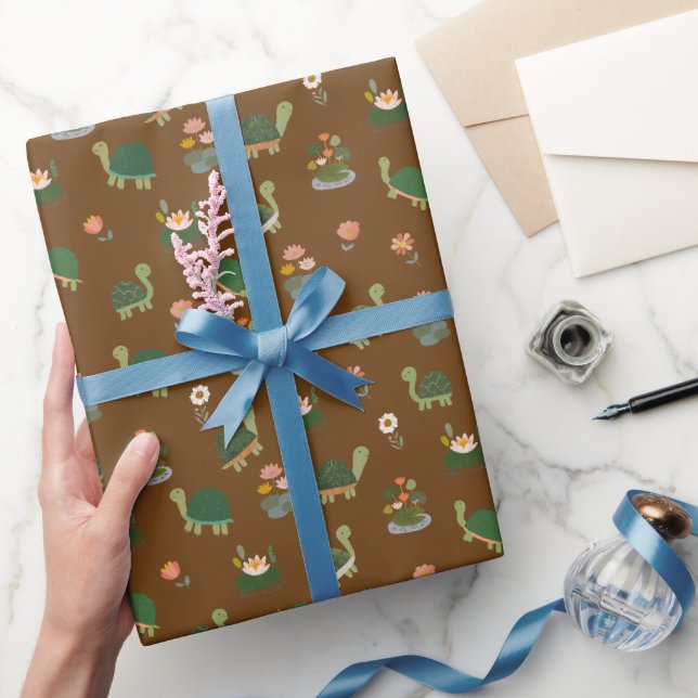 Papel De Presente Tartarugas & Folhas de Nenúfar em Marrom (Presentear)
