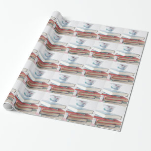 Papel De Presente Teacup na pilha de livro