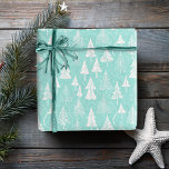 Papel De Presente Teal Christmas Tree Pattern#6 ID1009<br><div class="desc">Celebrar um Natal costeiro contemporâneo com o nosso padrão moderno das árvores de Natal. Apresentando árvores estilizadas todas em branco, sobre um fundo de chalé vibrante, este design de papel embrulhado combina elegância com alegria festiva. Parte da nossa coleção exclusiva de Natal Costeiro, este padrão moderno e na moda é...</div>