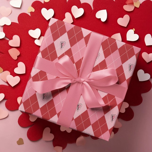 Papel De Presente Tendy Pink Red Large Argyle Heart Kids (Trendy Valentine Design Featuring Cute Pink & Red Large Argyle Pattern with Girly Hand-Drawn Hearts)