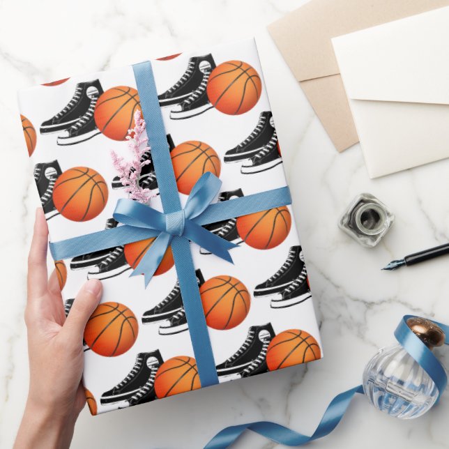 Papel De Presente Tênis Preto E Basquete Em Branco (Presentear)