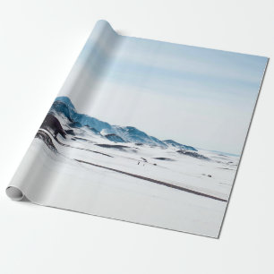 PAPEL DE PRESENTE TERRA COBERTA PELA NEVE DURANTE O DIA