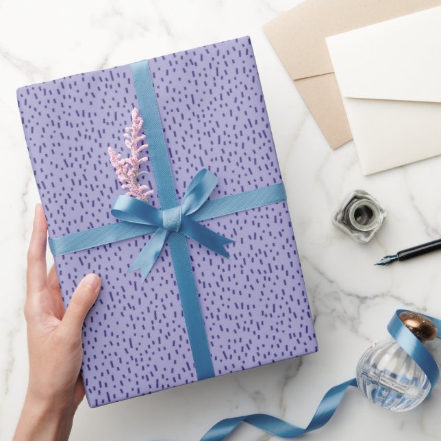 Papel De Presente Traços Roxos Espalhados Minimalistas (Presentear)
