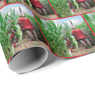 Papel De Presente Trator Vermelho Em Cornfield